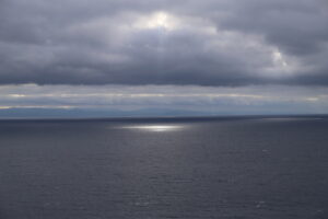 Sonnenstrahl am Meer von Korsika